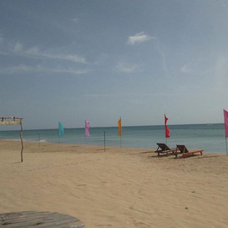 Uppuveli Beach House تريكونامالاي المظهر الخارجي الصورة